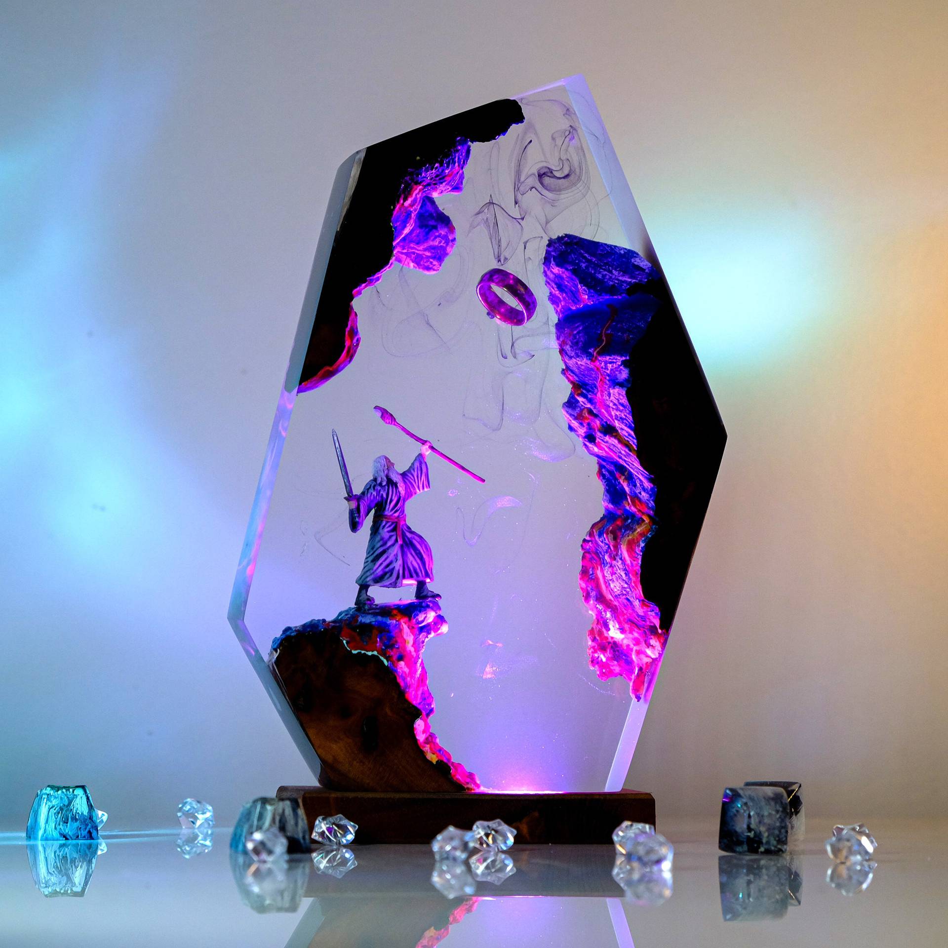 Figurka z sceny filmowej, stol – Lighting Decor Items recenzja i cena